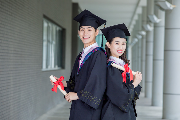 成都启明学校学费一年多少钱_成都启明学校怎么样