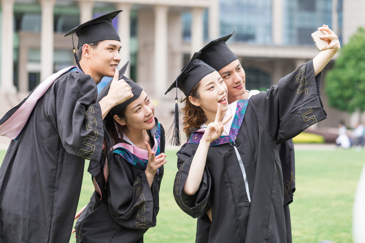 海珠区六中珠江中学在什么地方，广州海珠区六中珠江中学官网