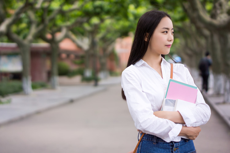 涪城可以升学的职业中学招生简章