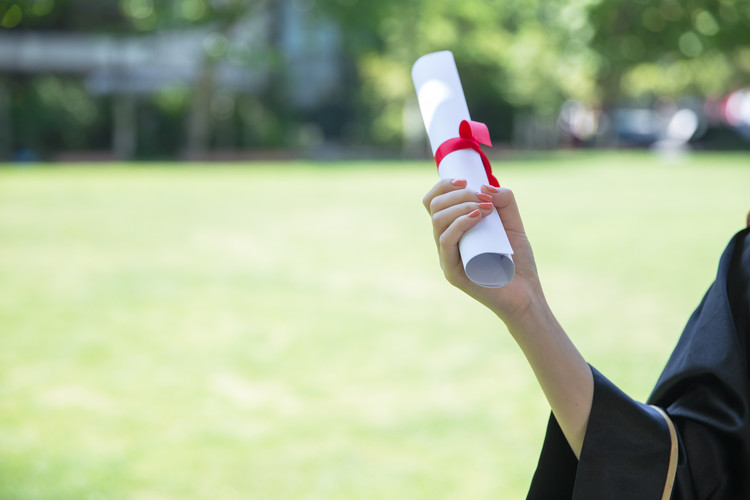 职高学籍的考生可以报考提前批吗(职高学籍可以报考警校吗)