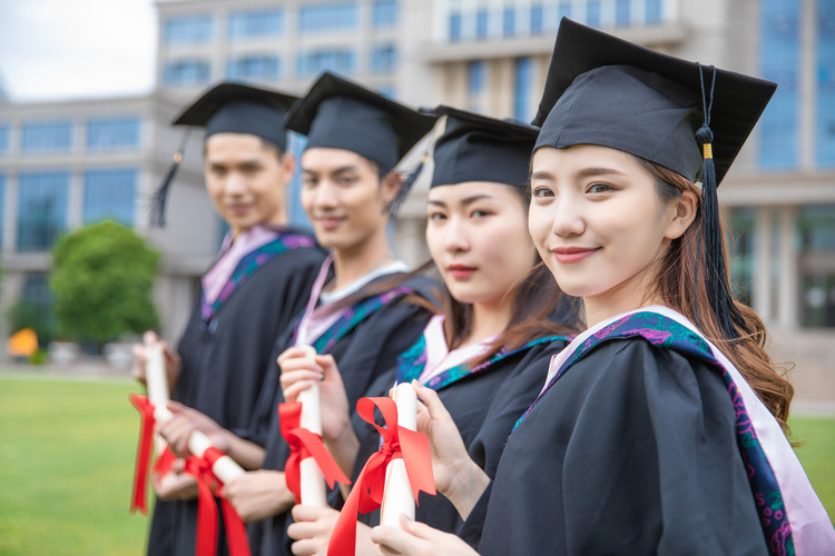 西安市鄠邑区秦渡初级中学怎么样好不好