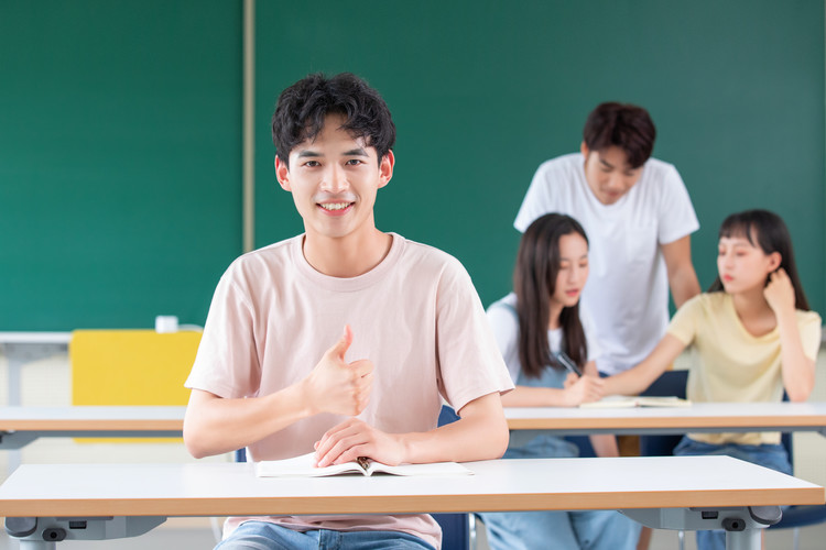 鲁甸中学食堂怎么样，鲁甸实验中学