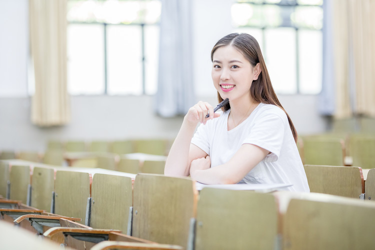 三河尖中学学校介绍，三河尖镇中心小学成绩查询系统